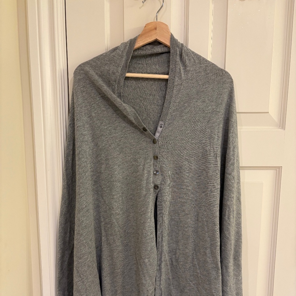 Seraphine Madison | Grey Nursing Cover Maternity Shawl